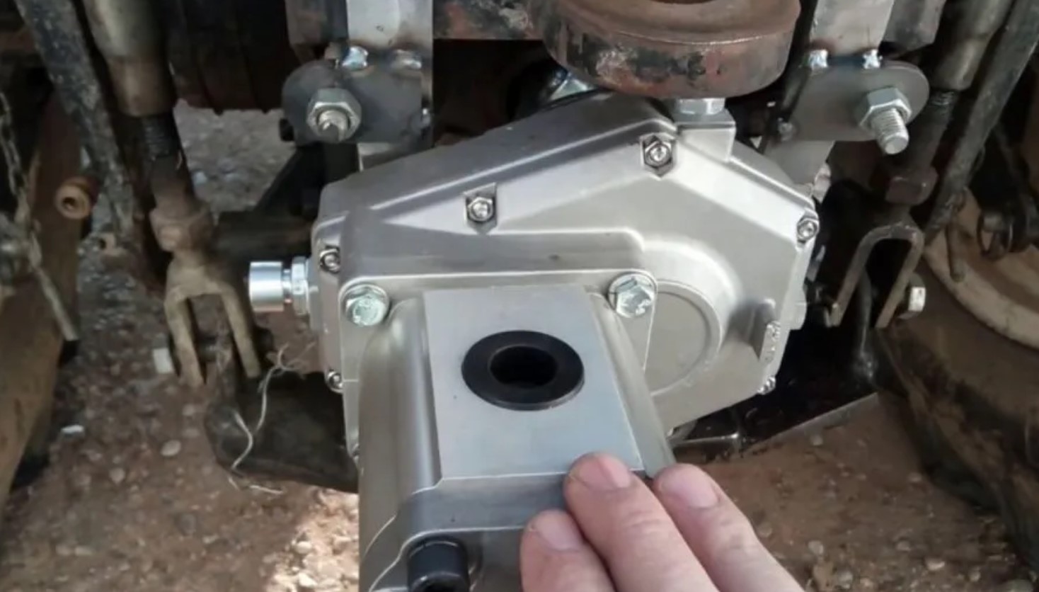 KM7003 Series Tractor Hydraulic Pump PTO Speed Increaser Aluminium Multipliter Gearbox