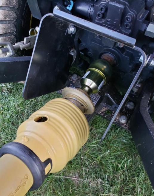 Pto Adaptor & Splined Shaft and Cross for Pto Drive Shafts Spline Bush