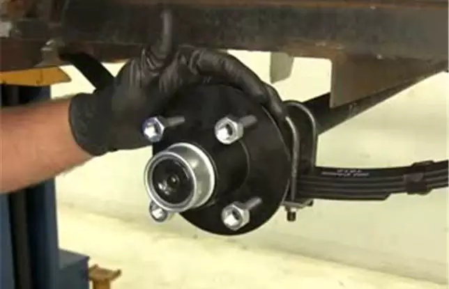Economical Custom Design Straight Trailer Axle Spindle with Brake Flange