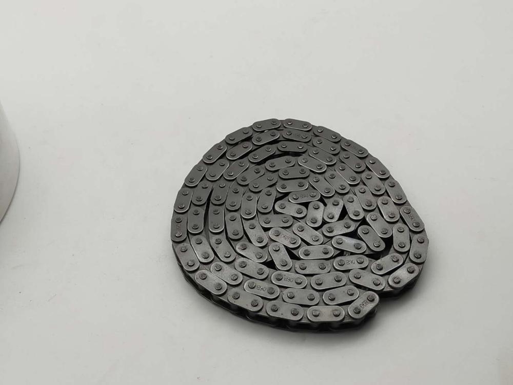 ANSI C100 Roller Chain with Straight Side Plates